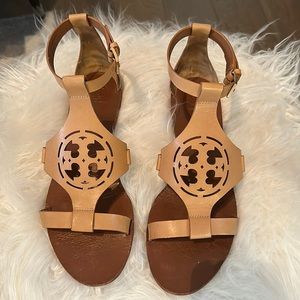 Tory Burch Zoey Leather Logo Flat Sandal, Sand Size 9